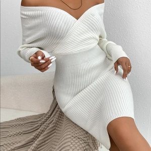 Batwing sleeve bodycon dress